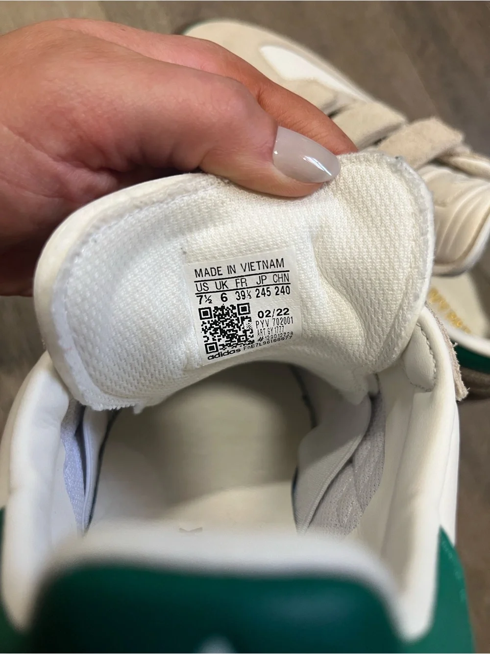 Ivy Park x adidas Women’s Super Sleek 3 Strap 'Wonder White Gum'